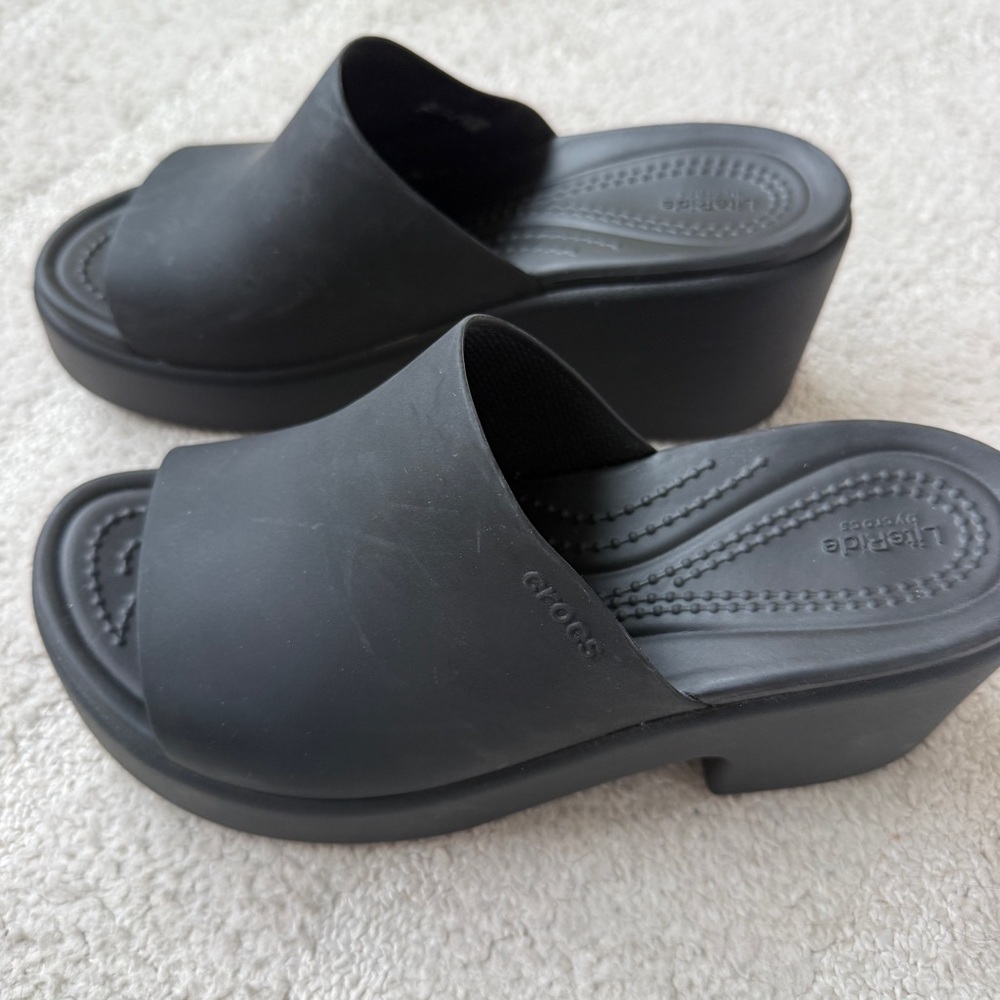 Crocs - Black Platform Heel - Picture 2 of 4